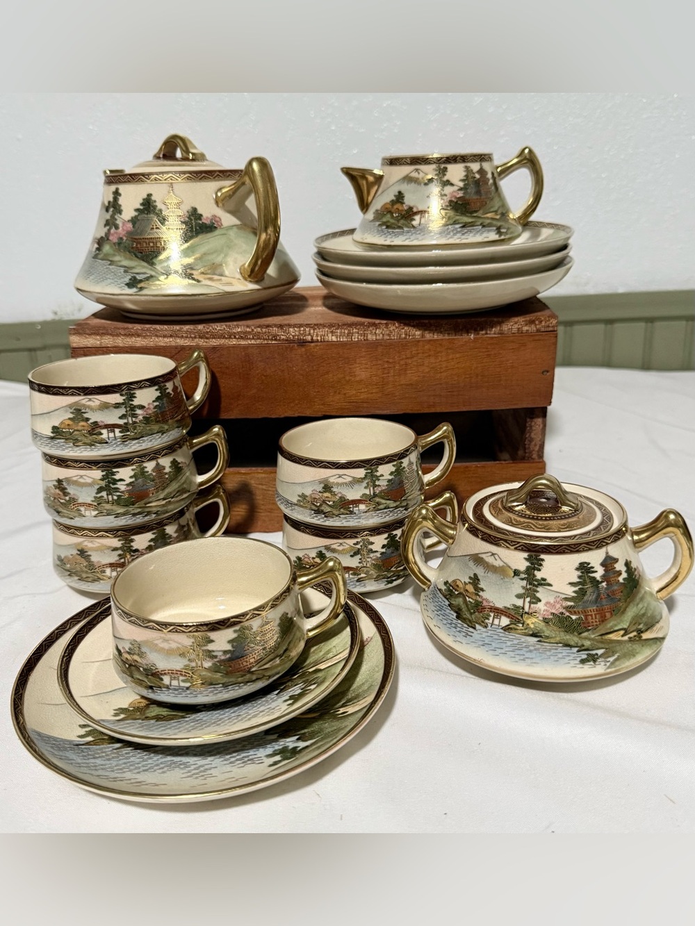 Antique Japanese Marked Satsuma Tea & Coffee Set Gold Trim Meiji /Taisho Period